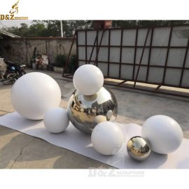 a set of the sculpture for white and gold ball sphere sculpture for decor DZM 058
