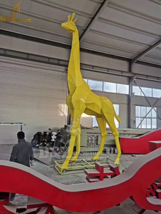 stainless steel sculpture yellow geometric life size giraffe sculpture for sale DZM 906 (2)