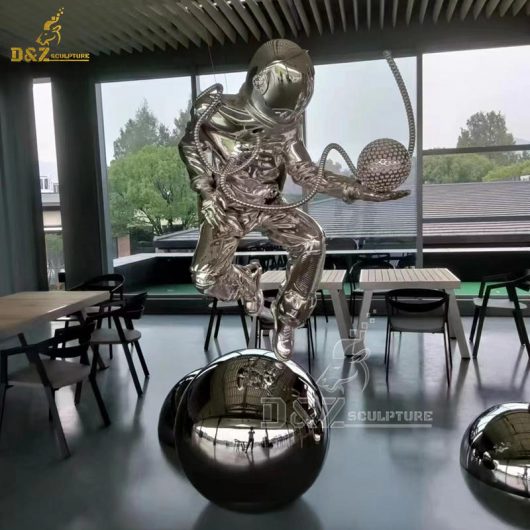 stainless steel sculpture art modern astronaut sculpture stand on a ball mirror finishing DZM 1277 (3)