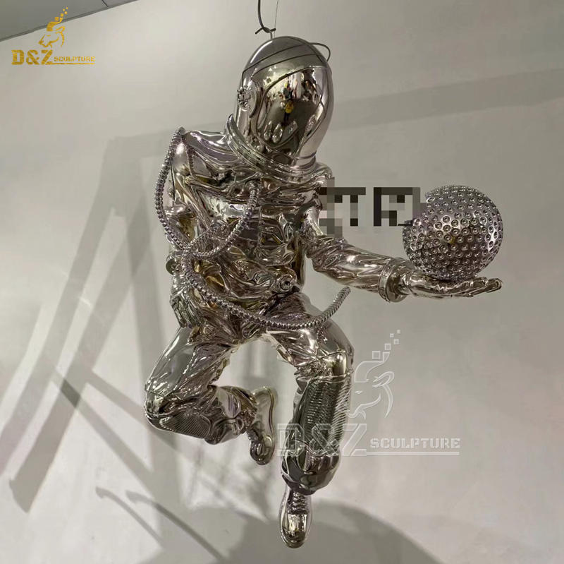 stainless steel sculpture art modern astronaut sculpture stand on a ball mirror finishing  DZM 1277