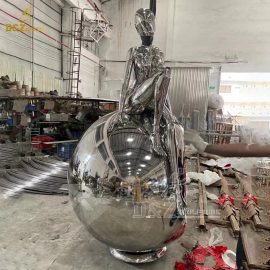 stainless steel art sexy robot mirror finishing sculpture sit on the ball DZM 1285