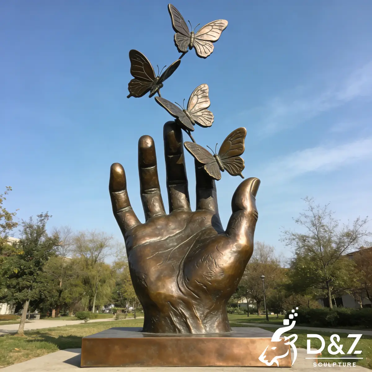 20 Custom Stunning Large Hand Sculpture Garden Decorations-9