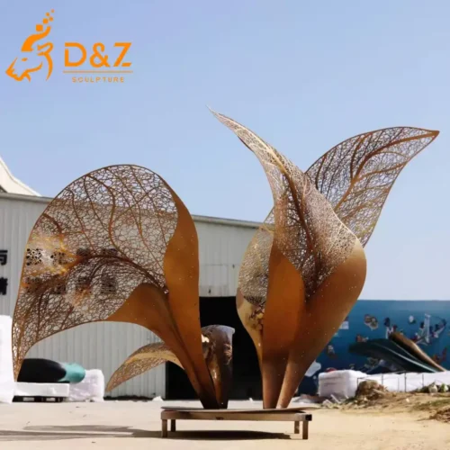 Large Gold Leaf Sculpture Modern Metal Landmark for Garden DZN600-1