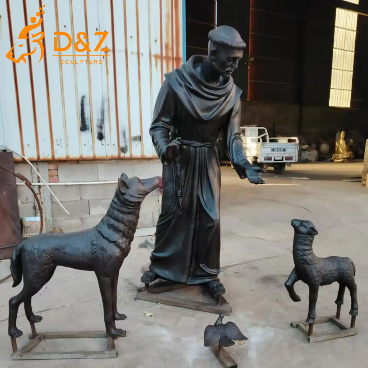 25 Sacred Outdoor Catholic Garden Statues for Faith & Blessing-8